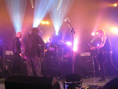 [ the cure @ gasometer ]