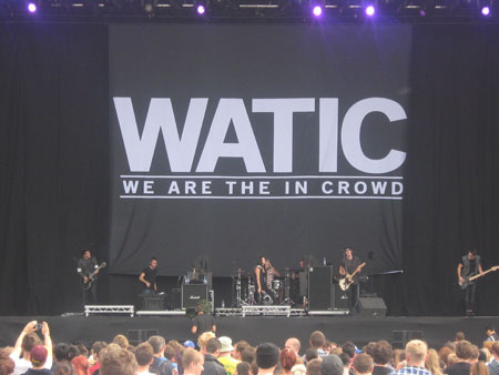 [ we are the in crowd ]
