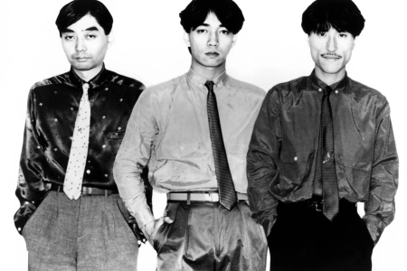 [ Yellow Magic Orchestra, najpoznatija slika, Ryuichi Sakamoto u sredini ]